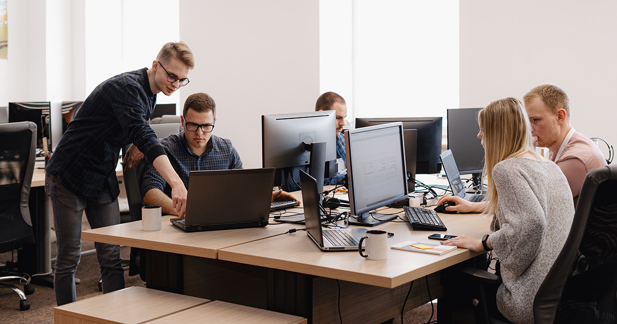 Yerli mi, Global mi? İşletmeniz İçin En Mantıklı Yazılım Seçimi hangisi?